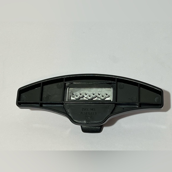 Stampin Up Border Edger Edge Trim Eyelet Lace Paper Punch Wedding Invites - Picture 3 of 4